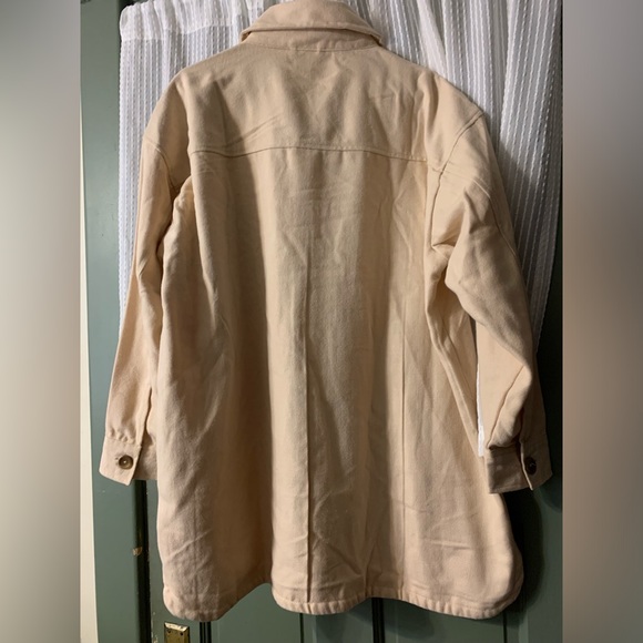 NWOT SHACKET. It’s a very nice quality fabric. I little heavyweight. - Picture 8 of 8